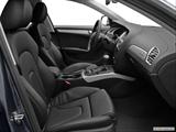  Passenger seat photo